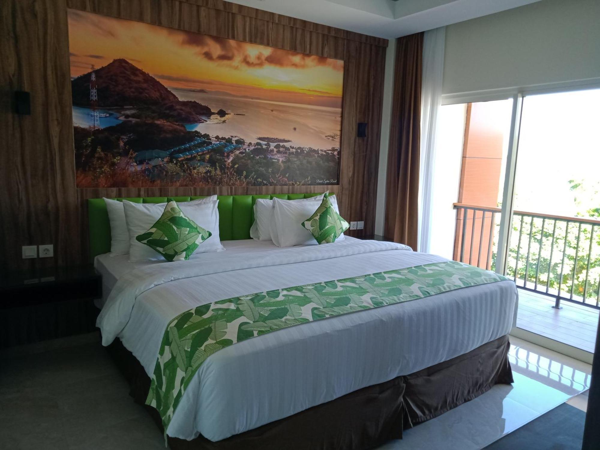 Sylvia Hotel & Resort Komodo Labuan Bajo Exterior foto
